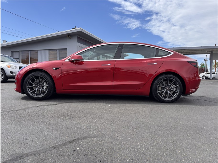 tesla model 3 2018 5YJ3E1EA8JF030792 image tesla model 3 2018 5YJ3E1EA8JF030792 image